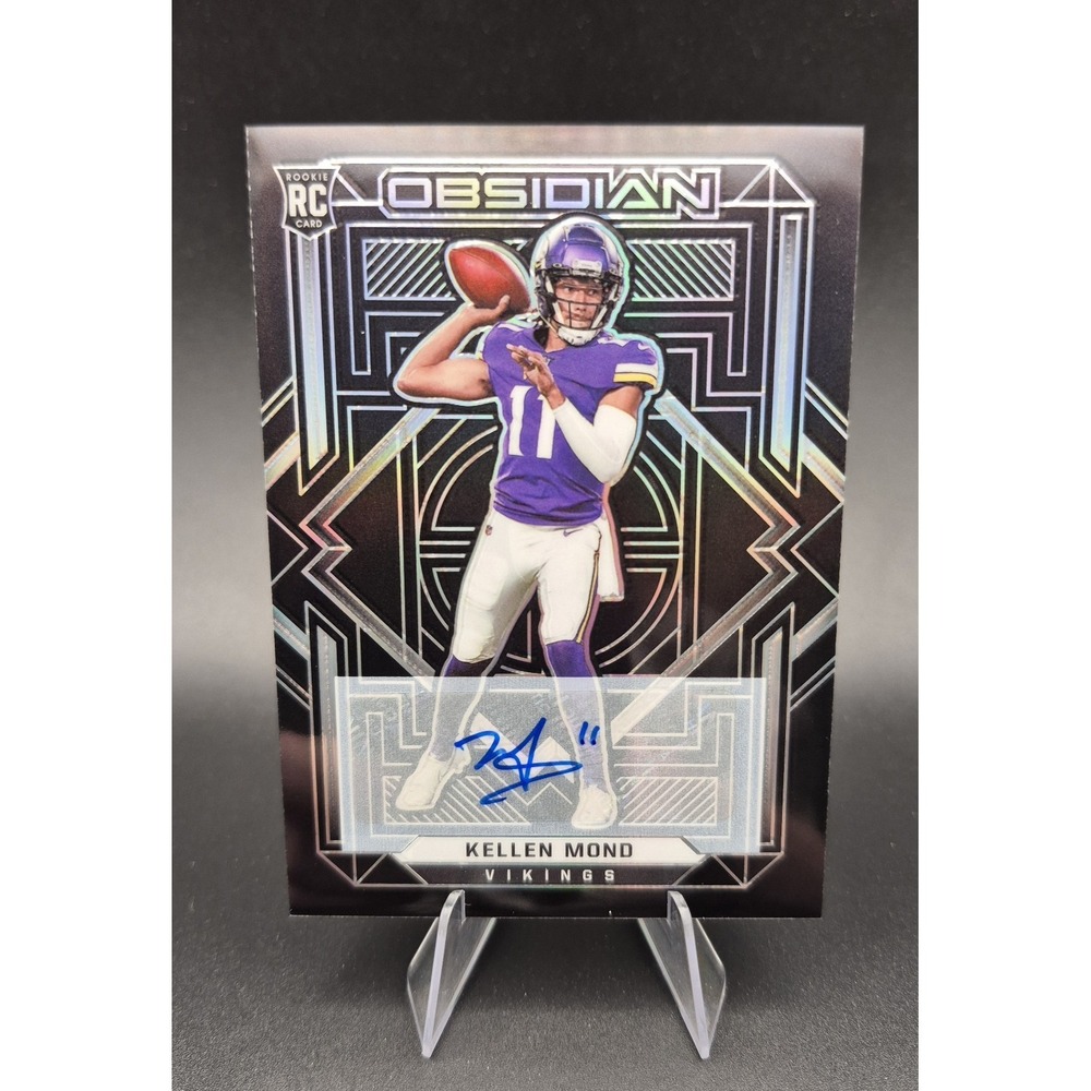 2021 Panini Obsidian Kellen Mond‎ #106 Rookies Auto /199 Minnesota Vikings (RC)